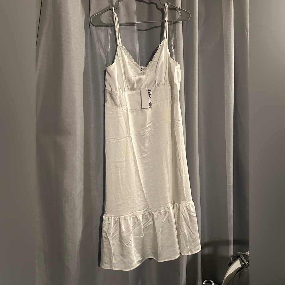 NWT Nine West for Kohls white silky Midi/Below the Knee dress.